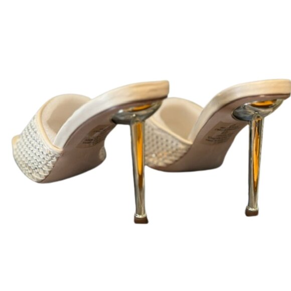 CHASE C + CHLOE CREAM MESH KITTEN HEEL - Picture 2 of 3
